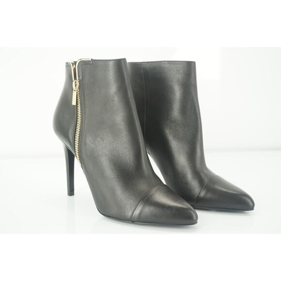 Lanvin Black Leather Pointy Toe Gold Trim High Heels Ankle Boots SZ 39 New $890 - Picture 5 of 12